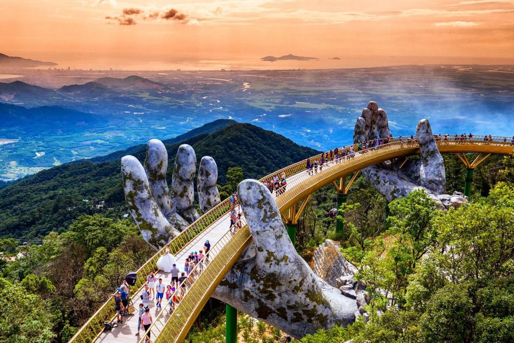 Cầu Vàng Bà Nà Hill