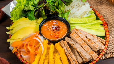 Top 10 quán nem nướng ngon và nổi tiếng ở Nha Trang